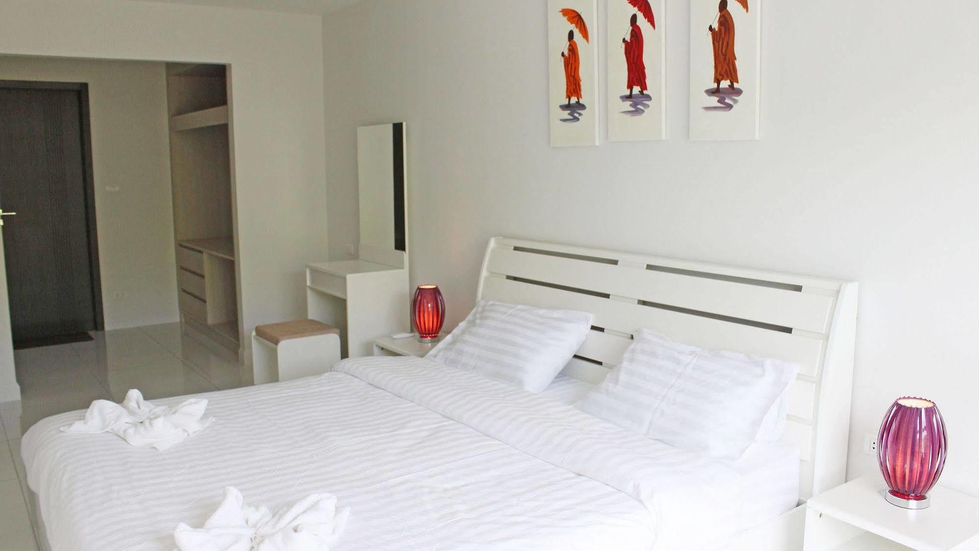 โรงแรม The Place Pratumnak By Sunny 2*