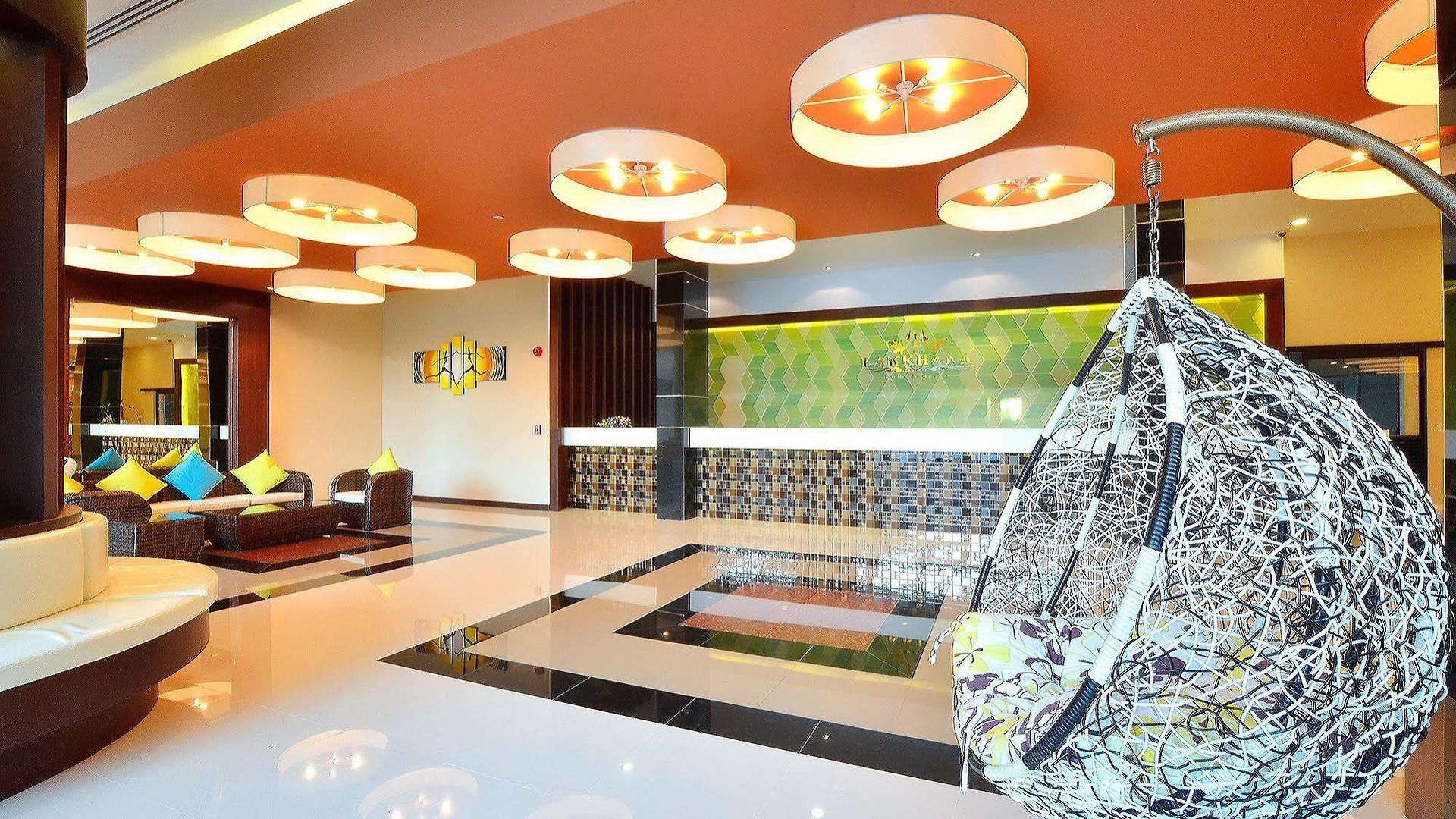 Lakkhana Poolside รีสอร์ท 4*