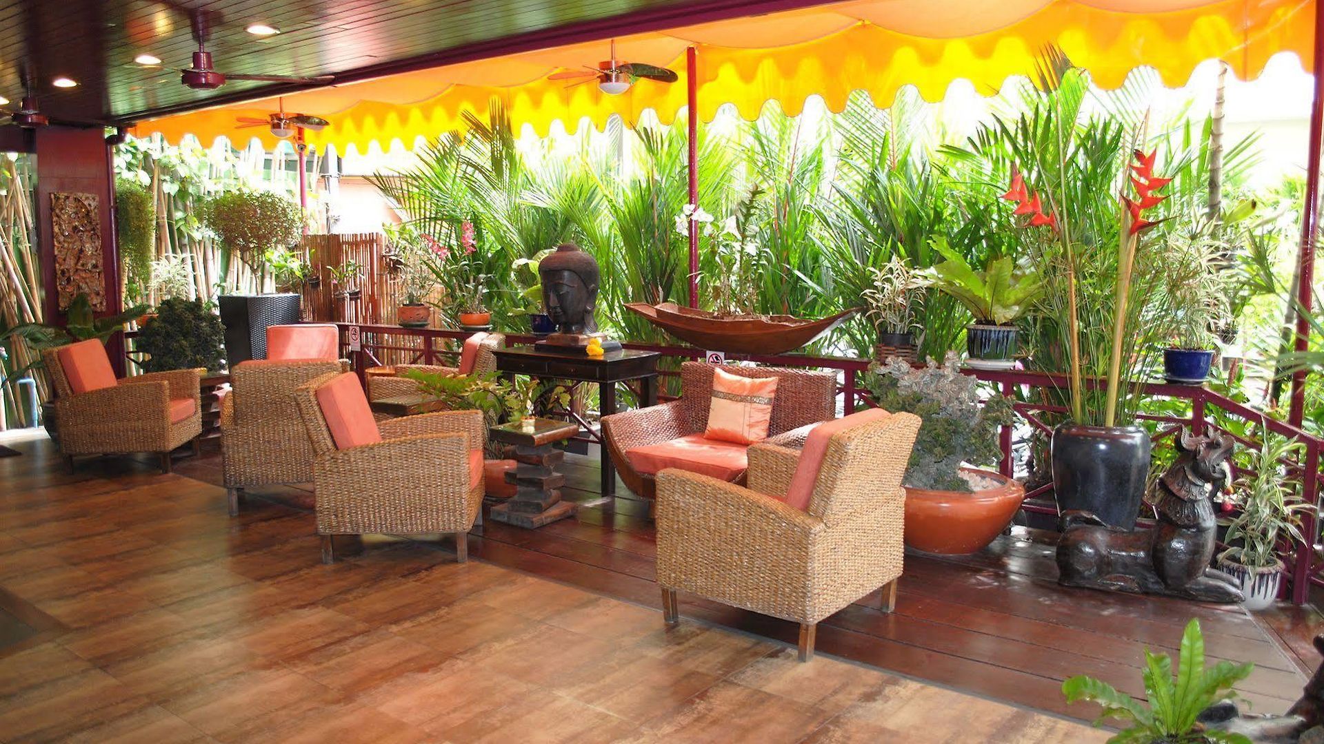 Pasadena โรงแรม 2*