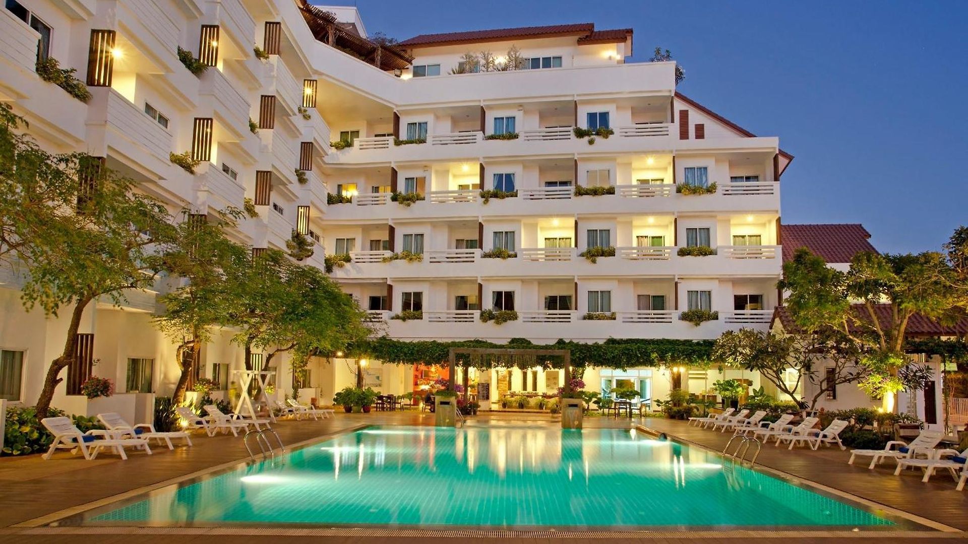 Hill Fresco โรงแรม 5*