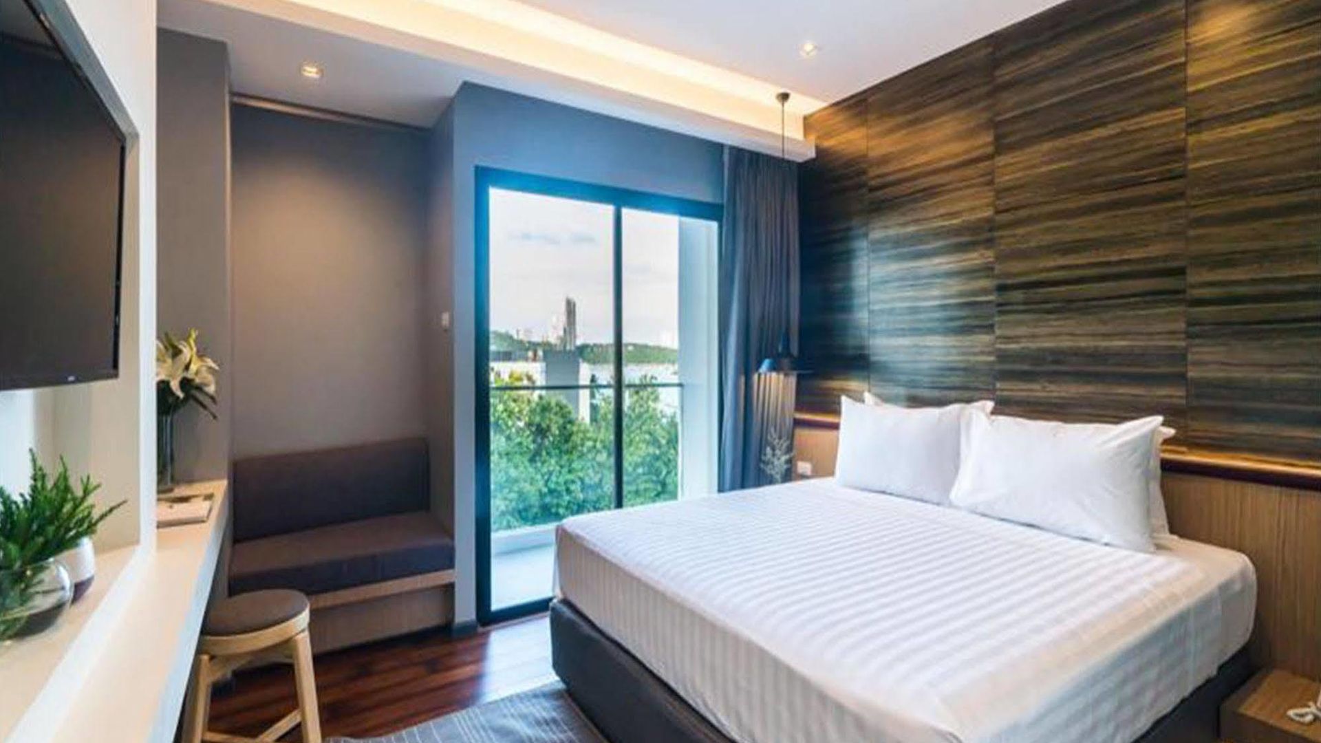 Sea Me Spring Tree (adults Only) Pattaya