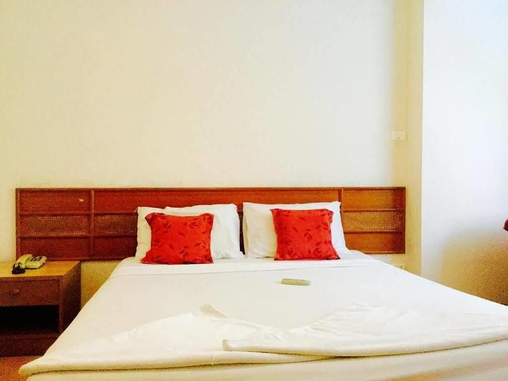 House Hotel Central Pattaya โรงแรม Pattaya