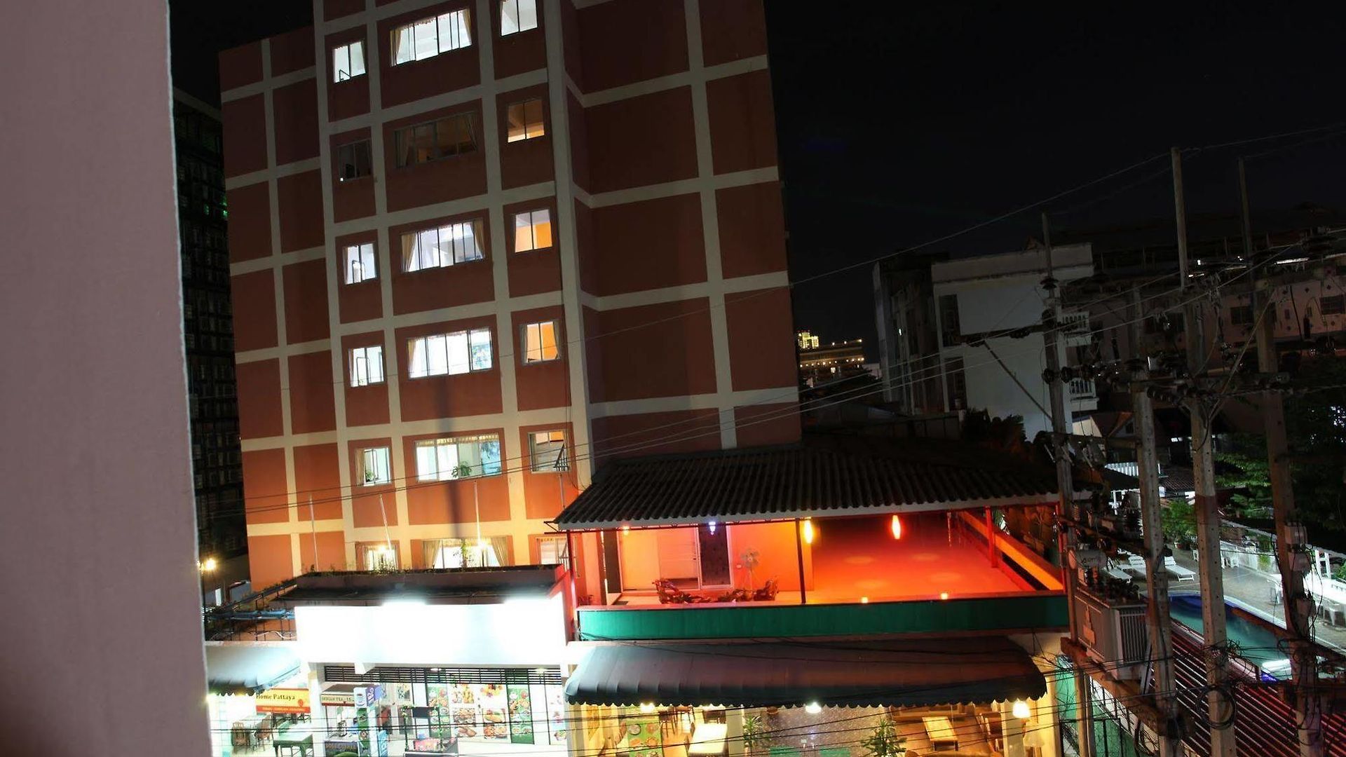 โรงแรม โรงแรมโฮม พัทยา