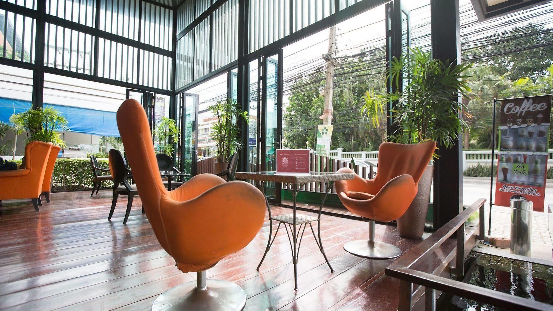 Zen Naklua โรงแรม