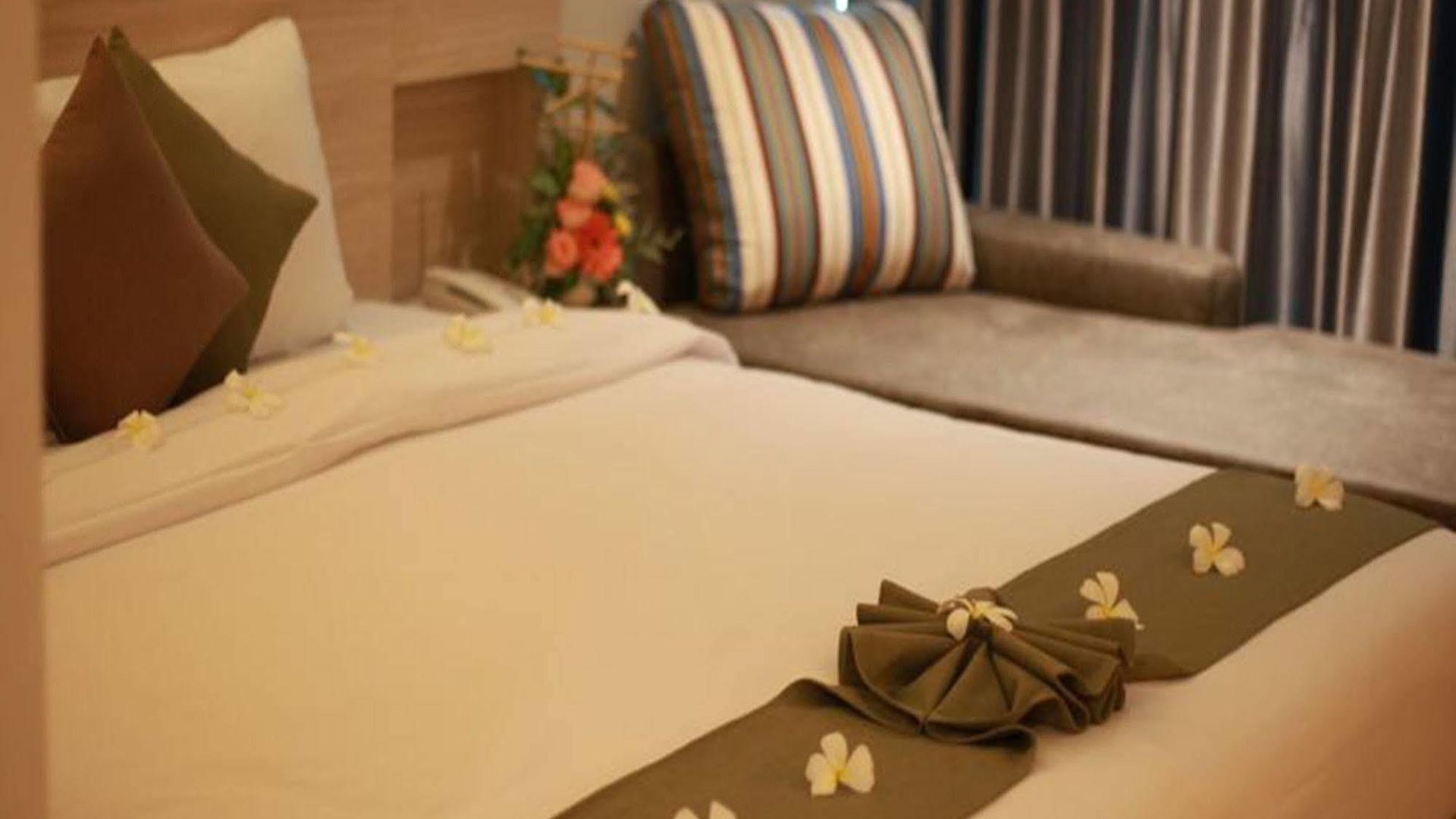 โรงแรม Levana - Sha Extra 3*