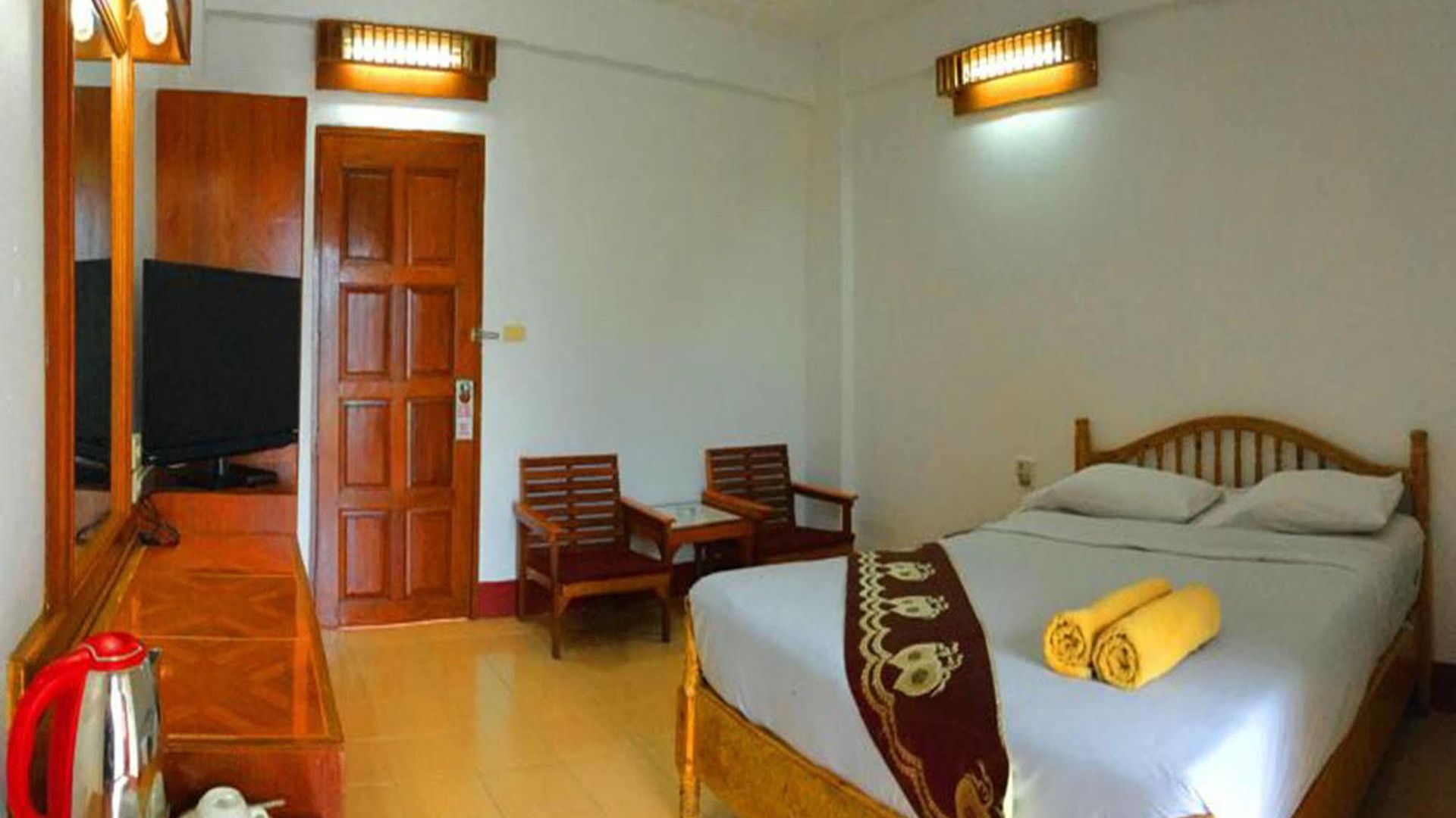 โรงแรม Bliss Mansion 3*