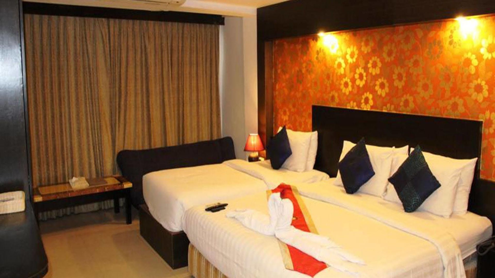 Tez Palace Hotel