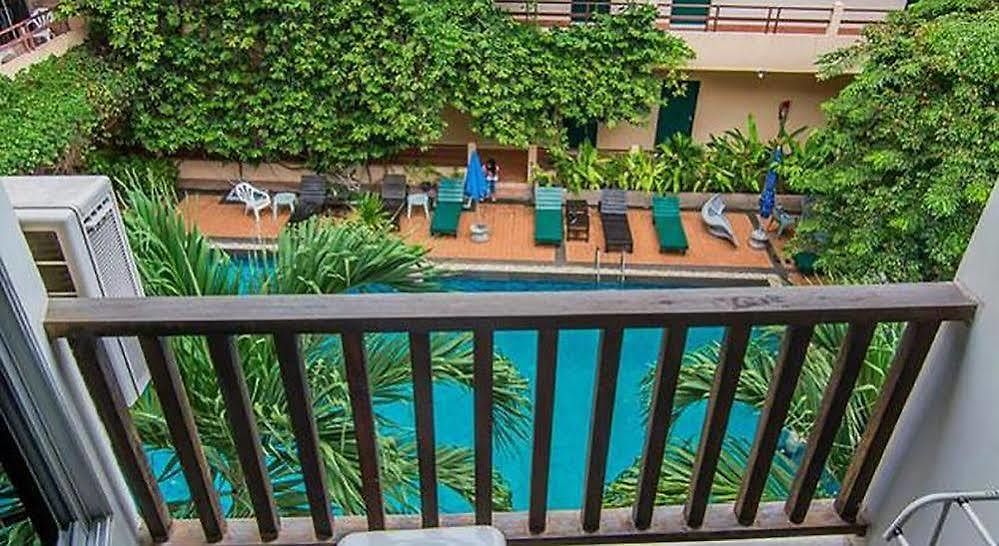 สุทัศน์ คอร์ท 4 3* Pattaya