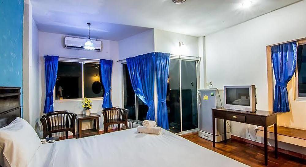 สุทัศน์ คอร์ท 4 3* Pattaya