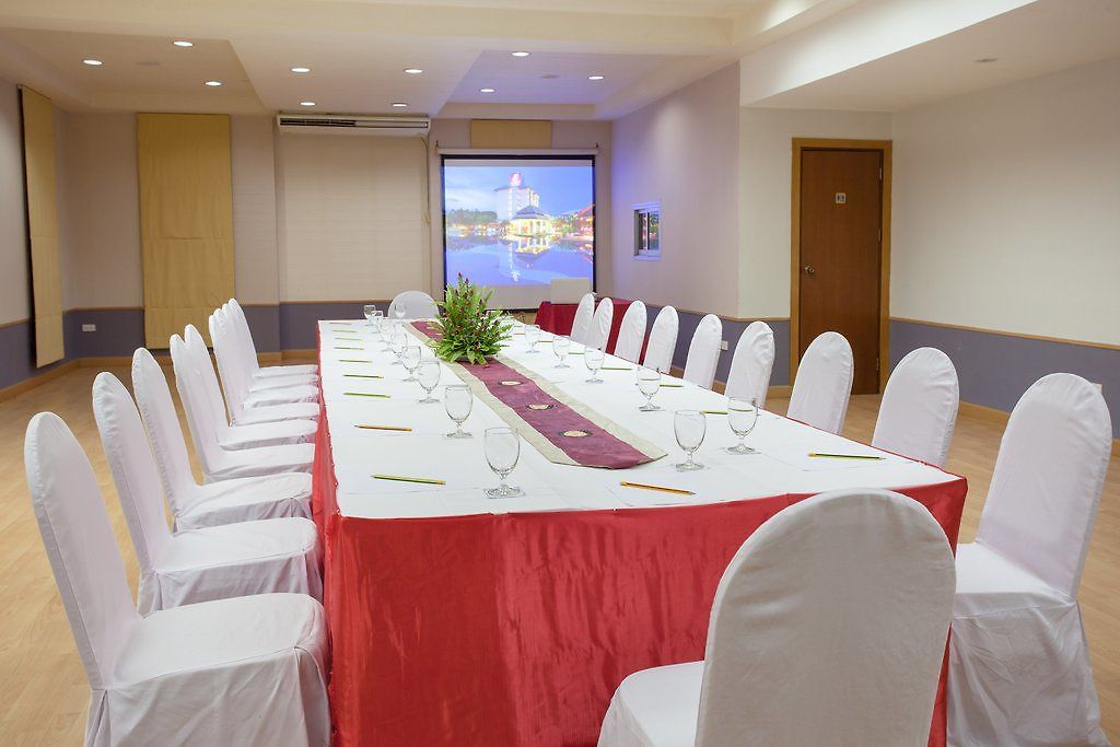 Eastiny Plaza โรงแรม Pattaya