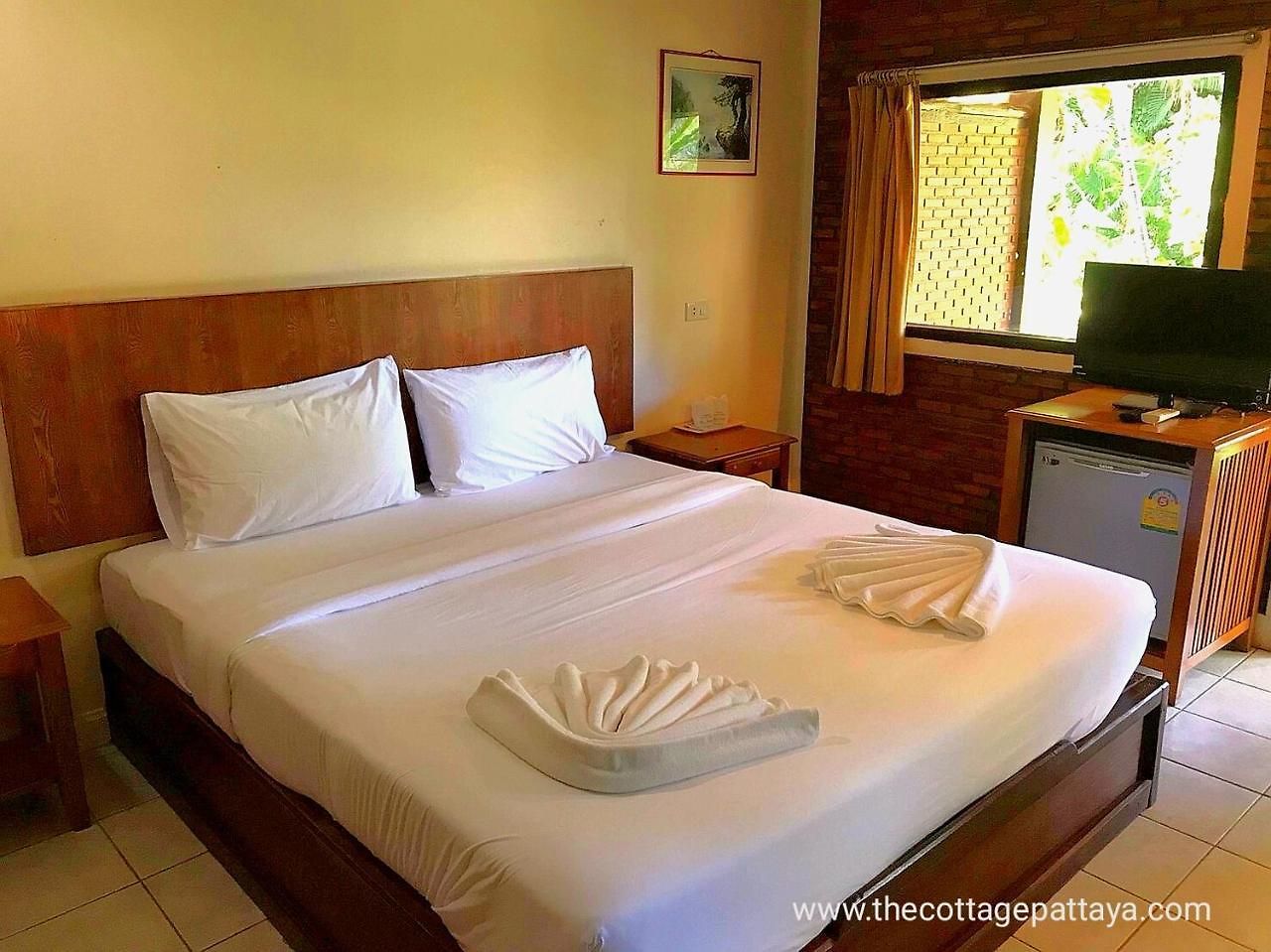 โรงแรม The 2*