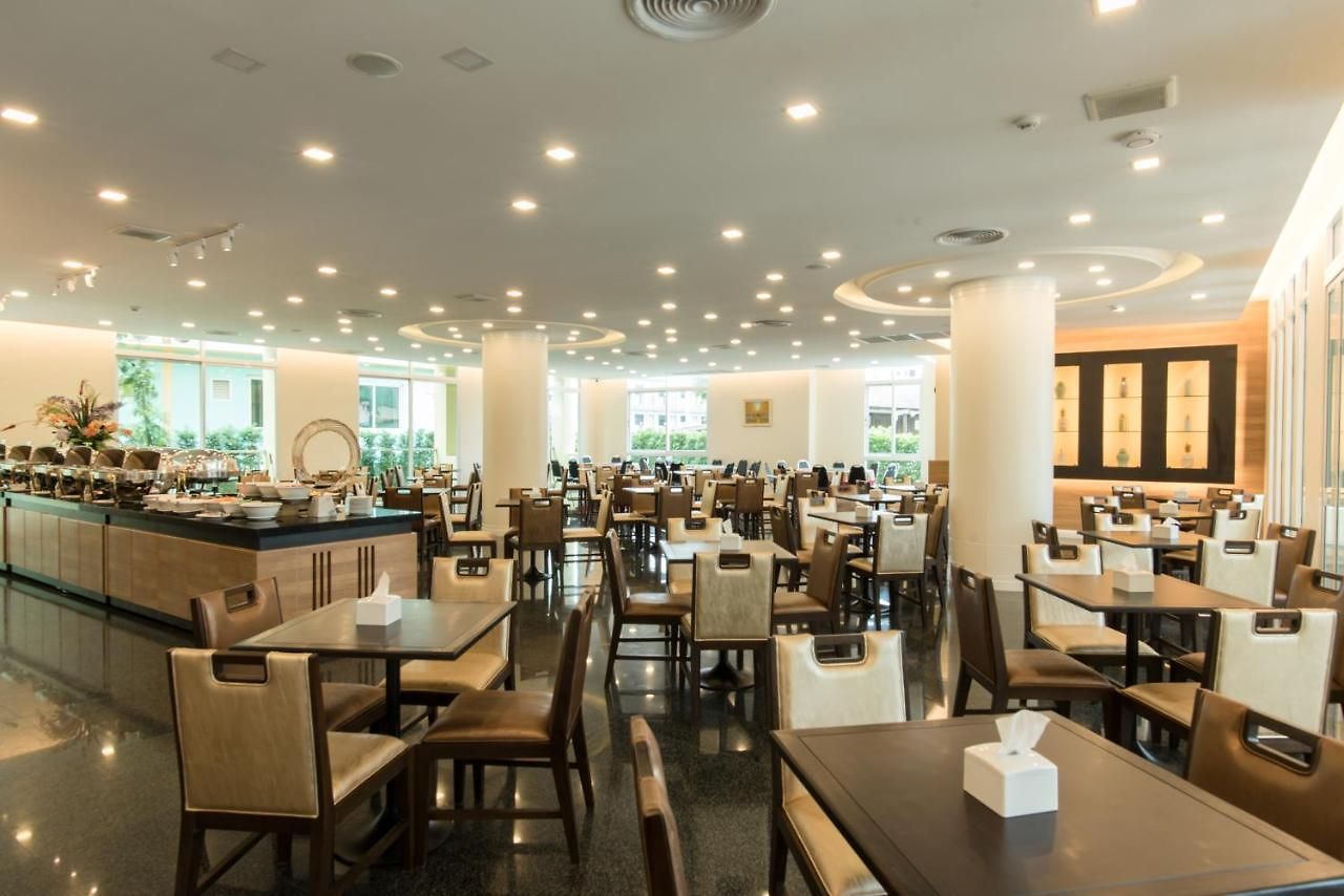Crystal Luxury โรงแรม Pattaya