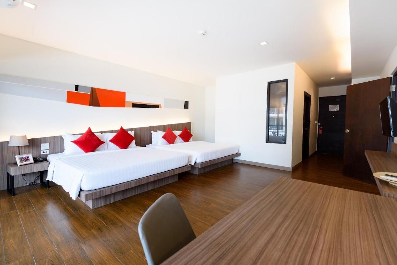J Inspired โรงแรม 4*