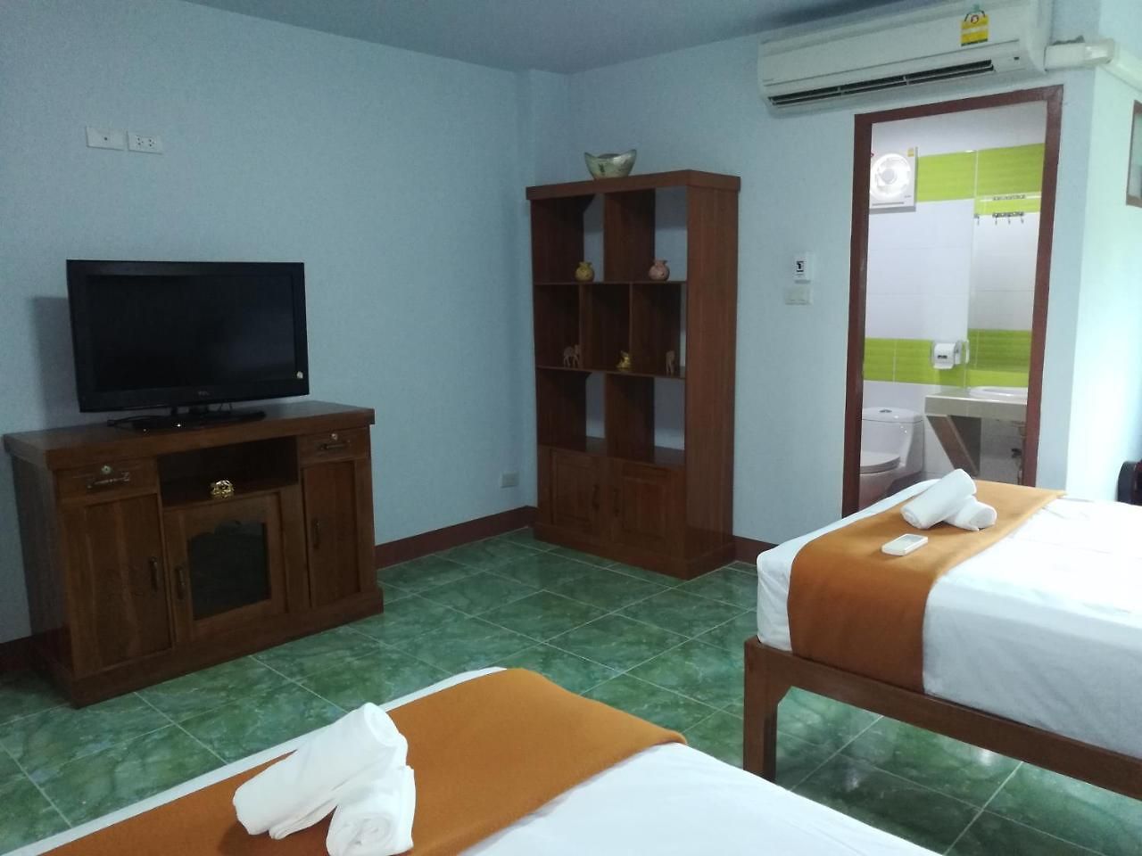 Jardin โรงแรม 3*