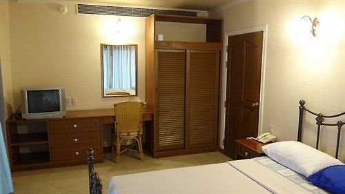 Cross Pratamnak โรงแรม 5*