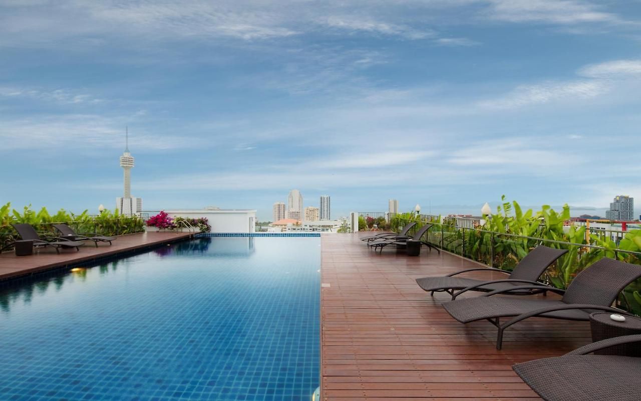 ไอยรา แกรนด์ โฮเต็ล โรงแรม 5*