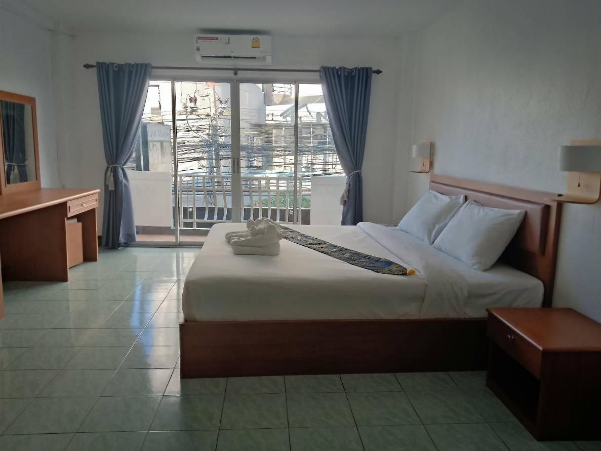 Liya โรงแรม 3*
