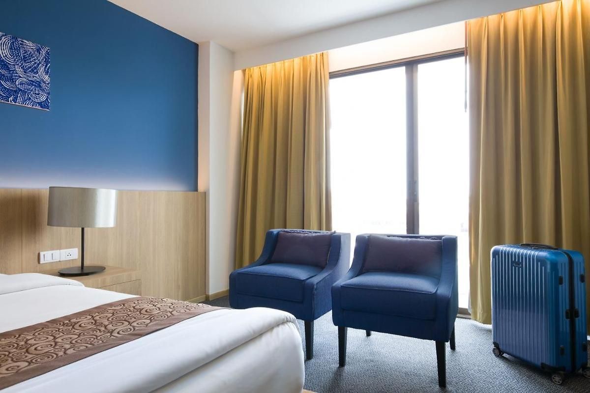 โรงแรมรอยัลพาเลซ โรงแรม 3*