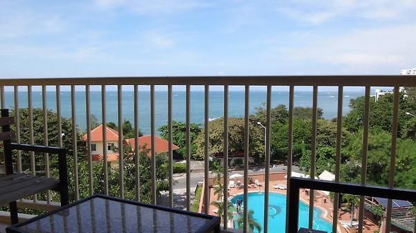 โรงแรม Bay 2*