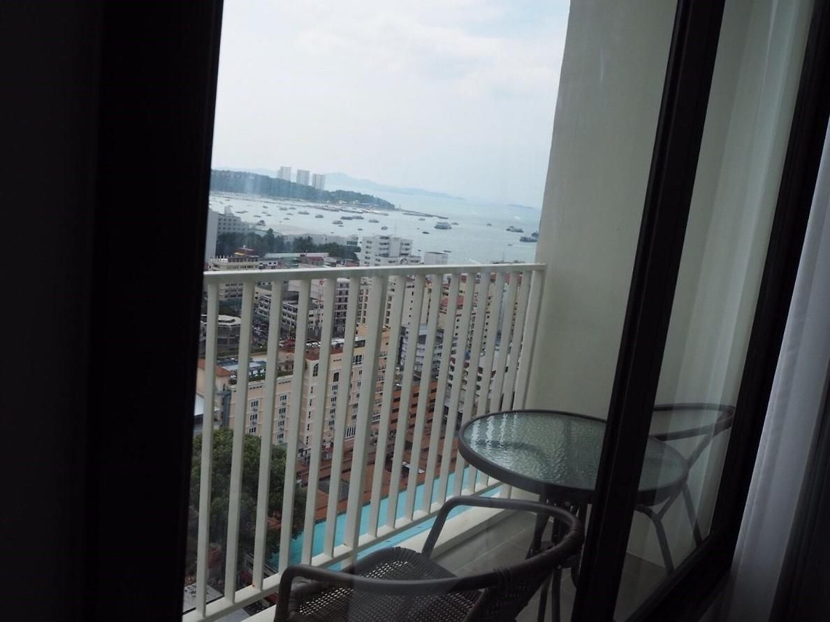 The Base Central 3* Pattaya