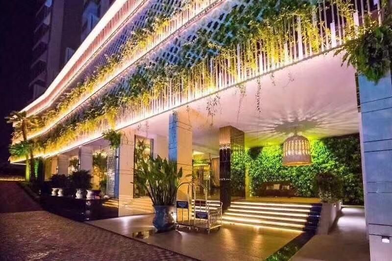 Sky Swimming Pool Riviera อพาร์ตโฮเทล Pattaya