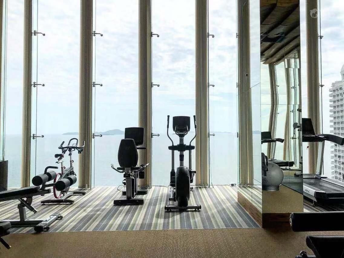Sky Swimming Pool Riviera อพาร์ตโฮเทล