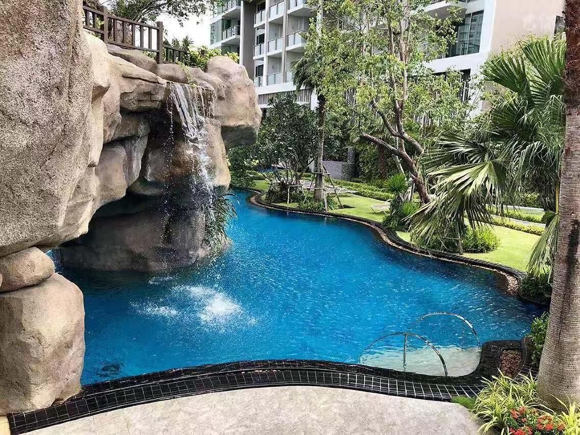 Sky Swimming Pool Riviera อพาร์ตโฮเทล Pattaya