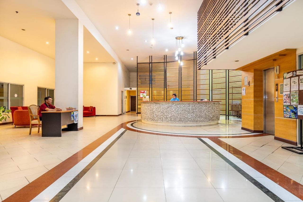 โรงแรม Eastiny Plaza 3*