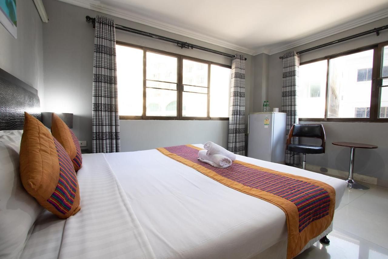 Q&D Suite Mansion 3 3* Pattaya