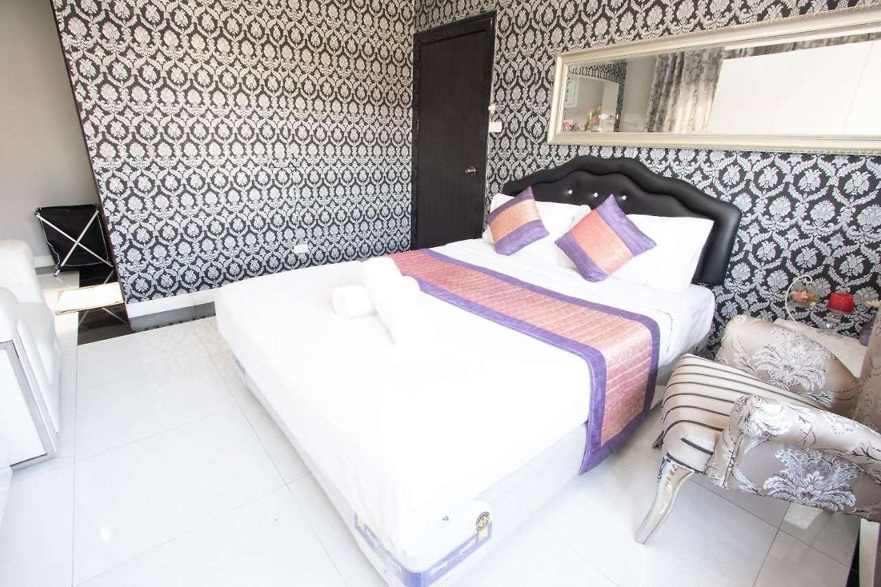 Q&D Suite Mansion 3 3* Pattaya