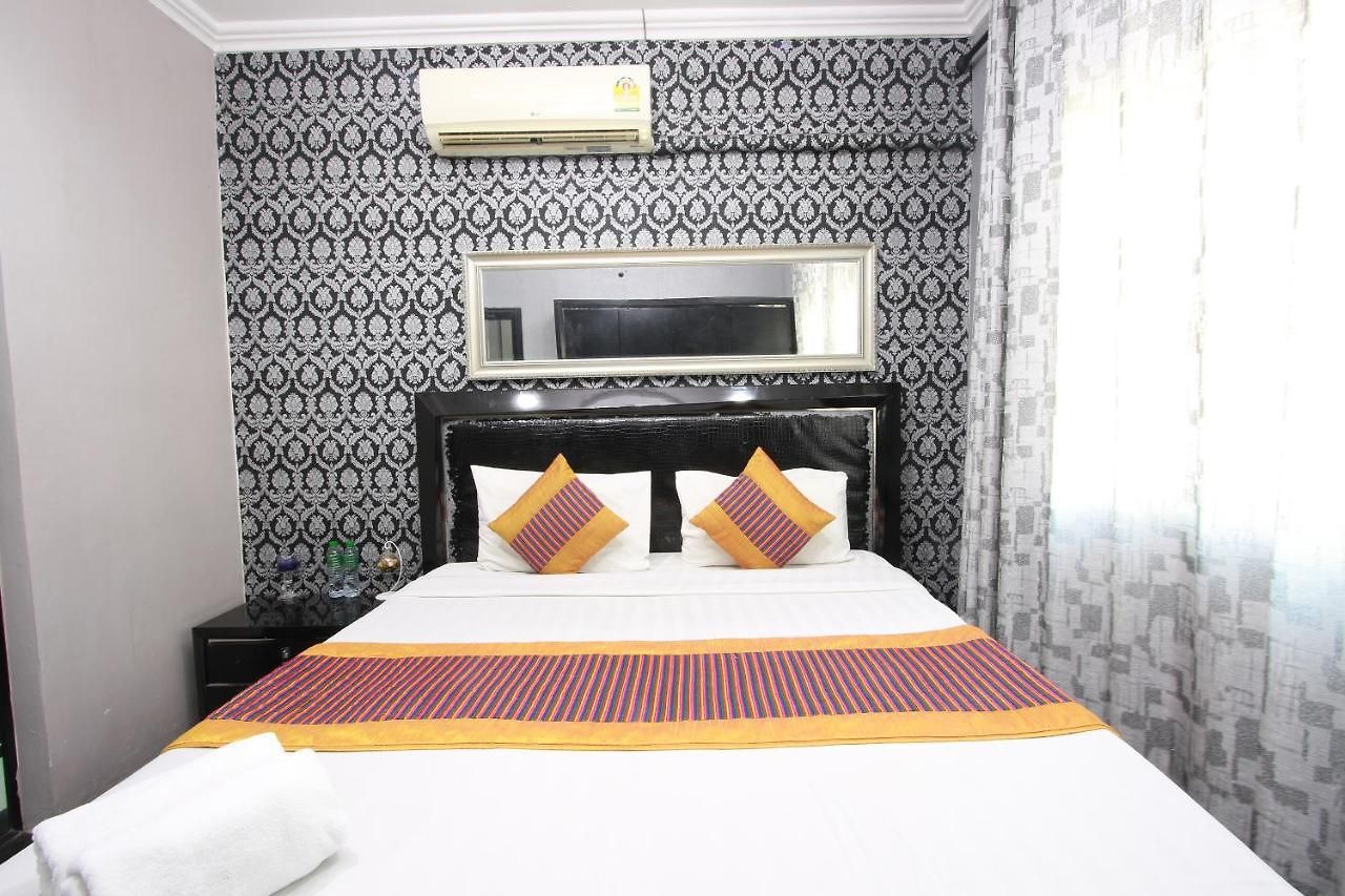 โรงแรม Q&D Suite Mansion 3