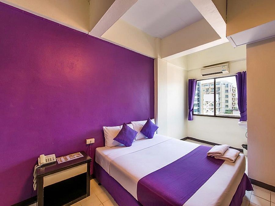 โรงแรม Sawasdee Sunshine 2*