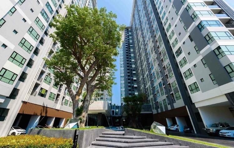 The Base Central อพาร์ตโฮเทล 3*