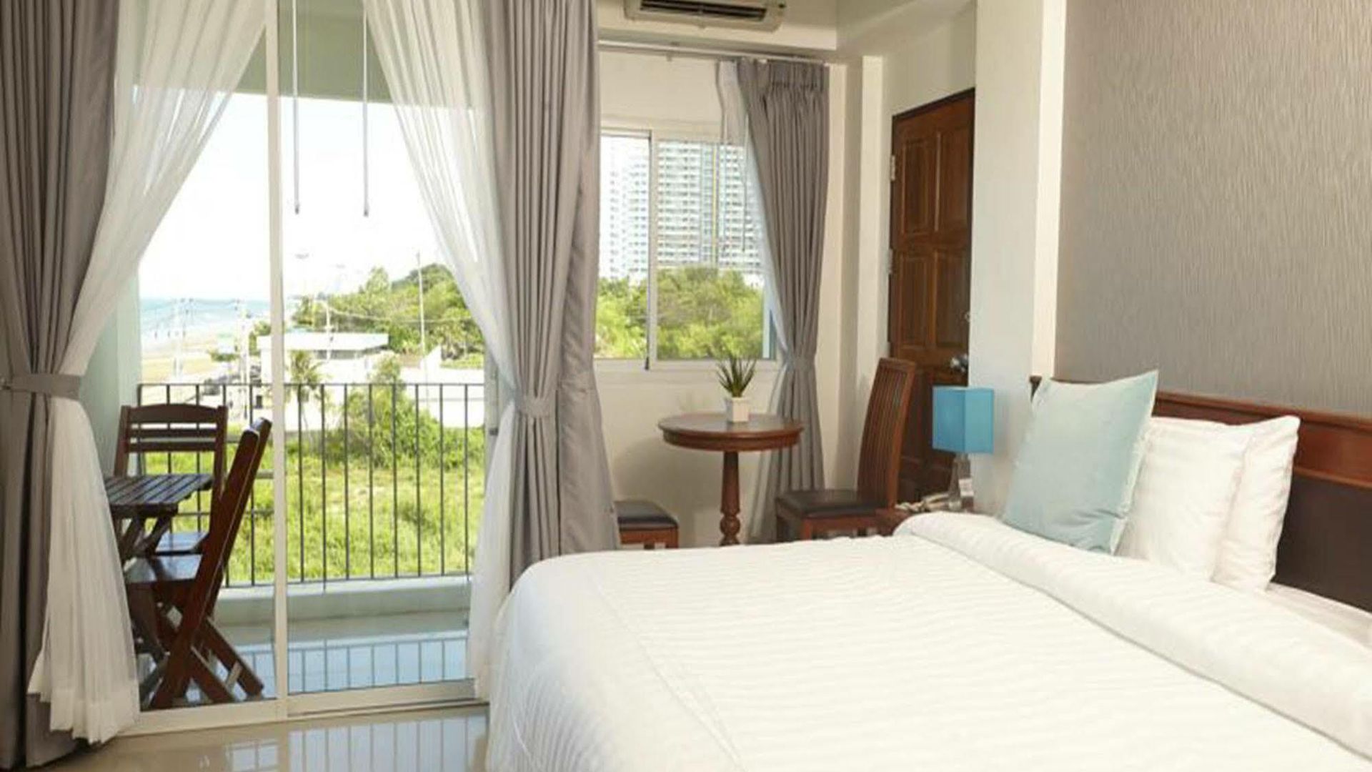Kp Seaview Jomtien 3*