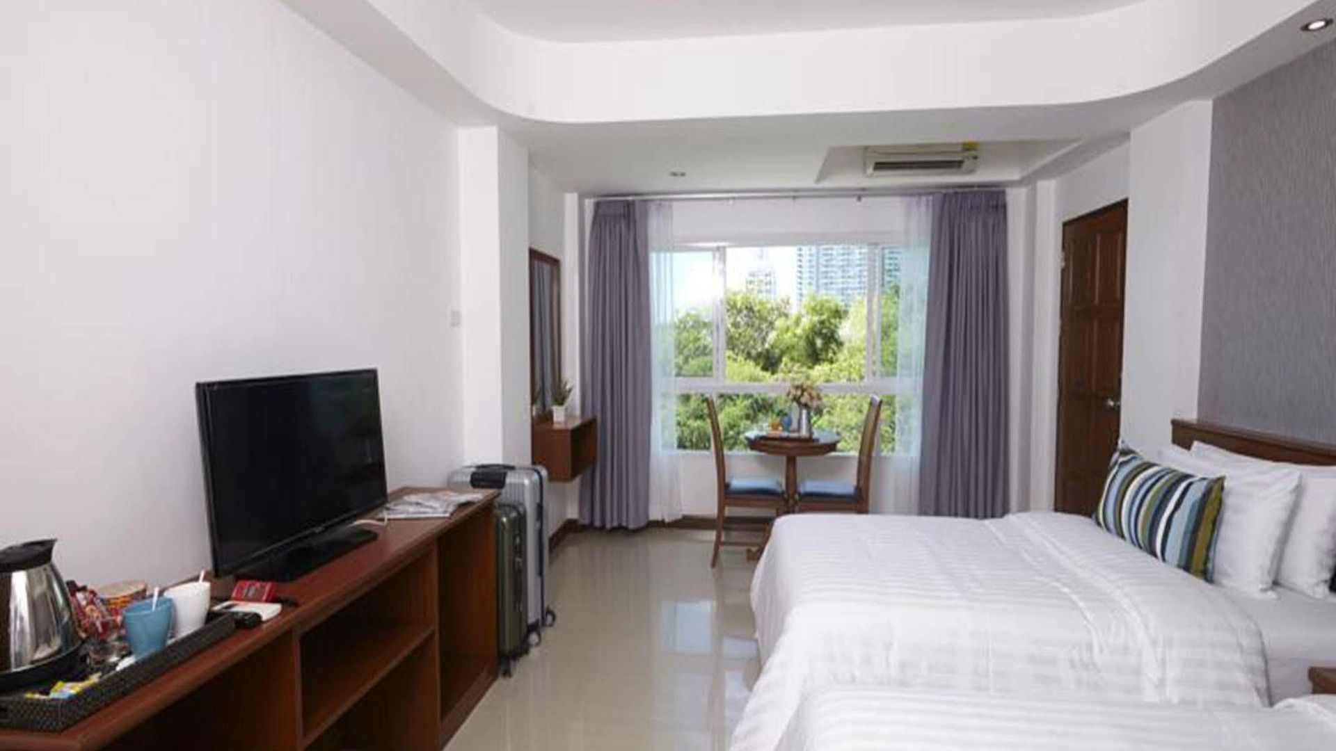 Kp Seaview Jomtien โรงแรม Pattaya