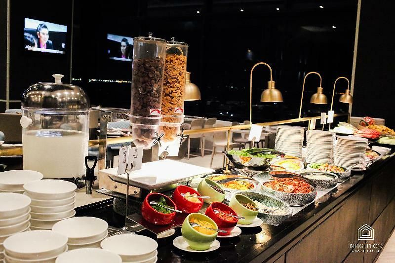Brighton Grand & Convention โรงแรม 5*