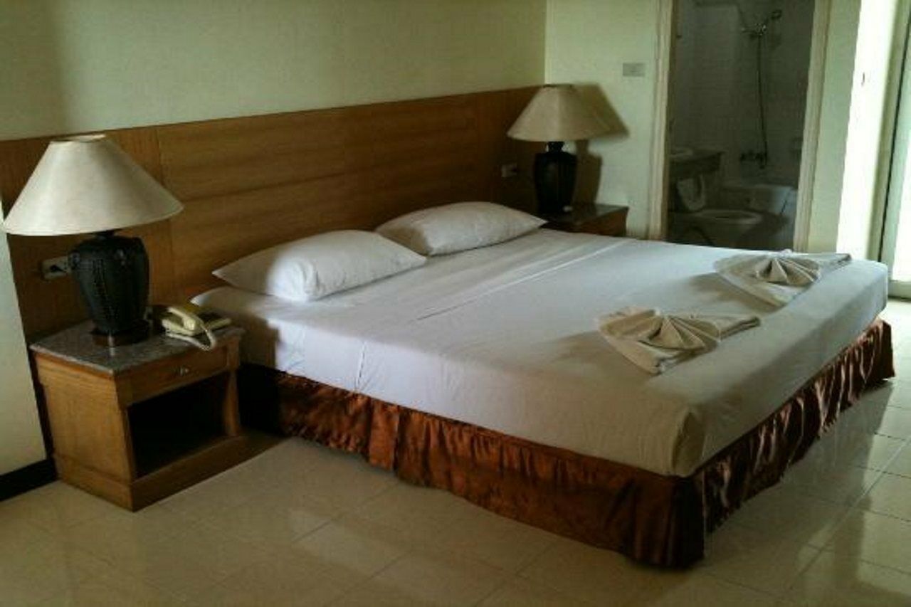 โรงแรม โรงแรมอีสท์ตินี่