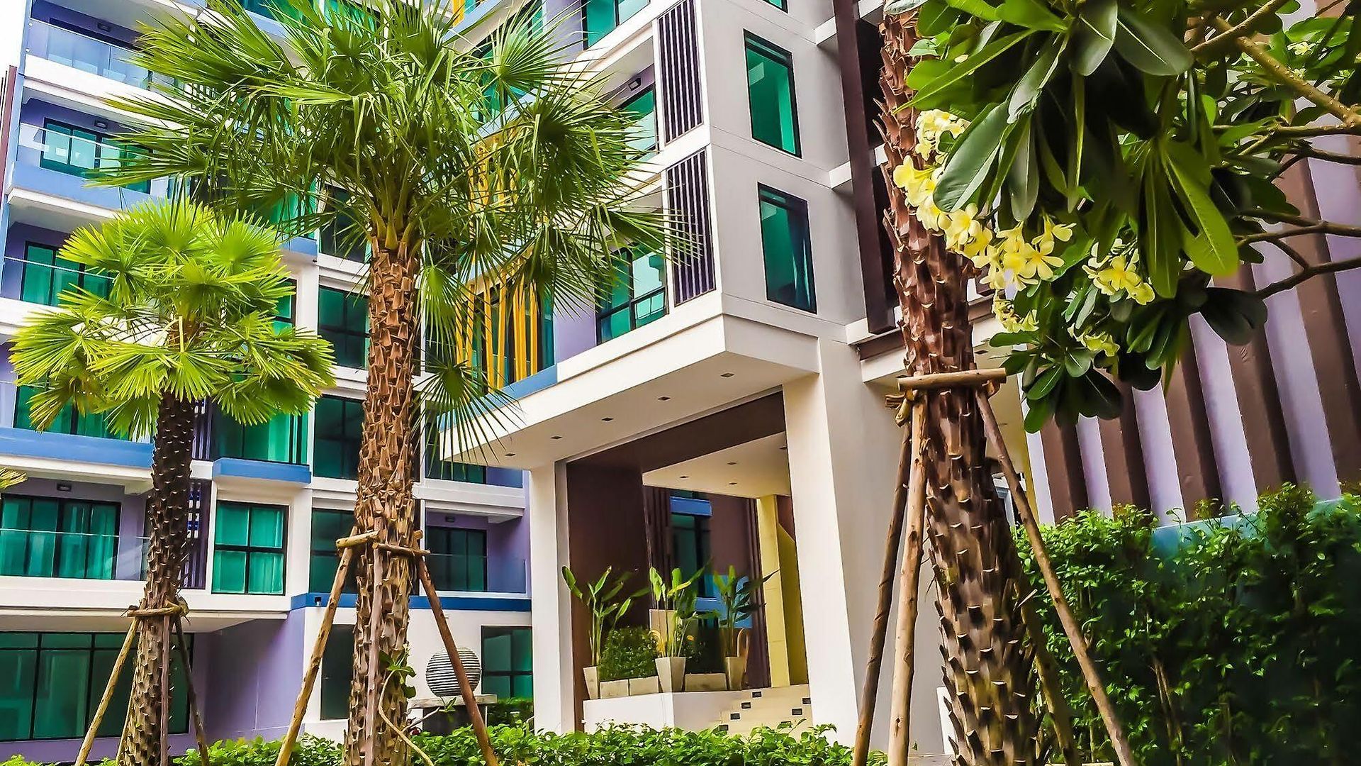 Siam Oriantal Tropical Garden By Parikal 3* Pattaya