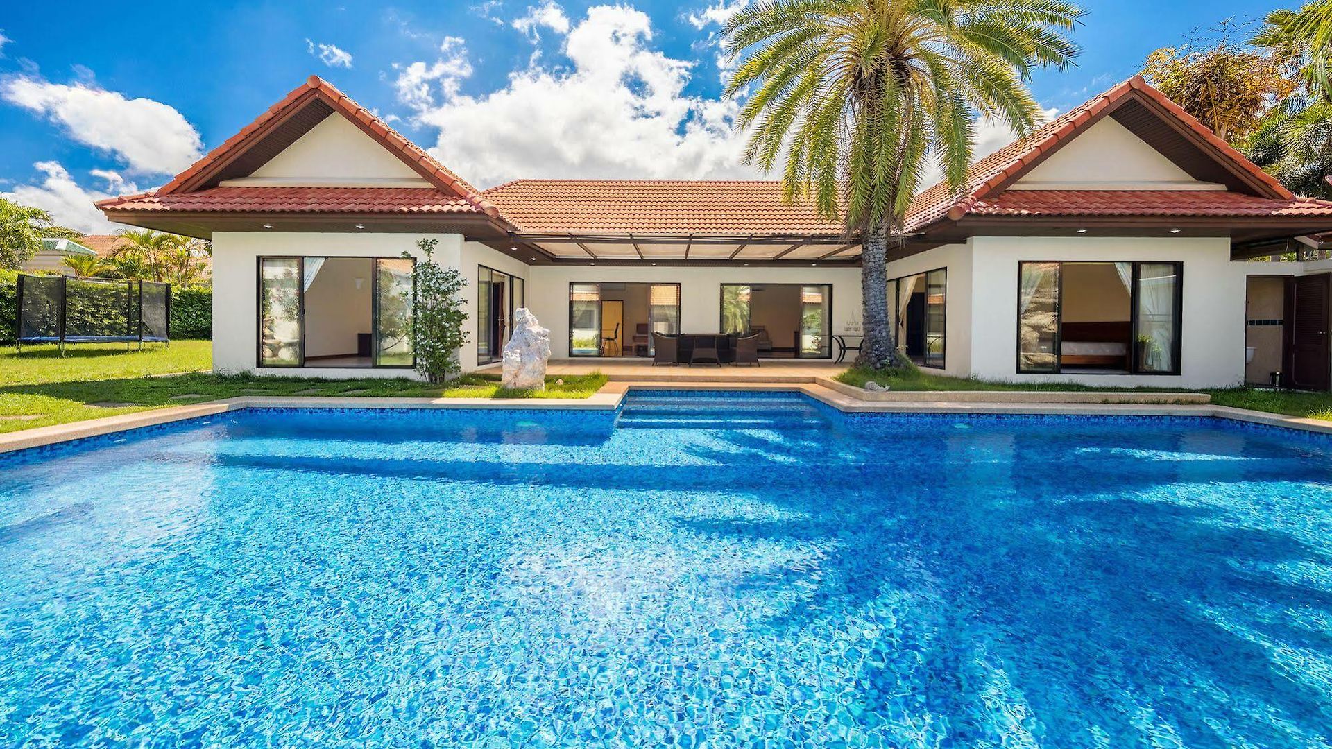 Davinci Pool