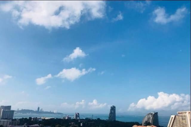 High Floor Seaview Lumpini Wongamat อพาร์ทเม้น *