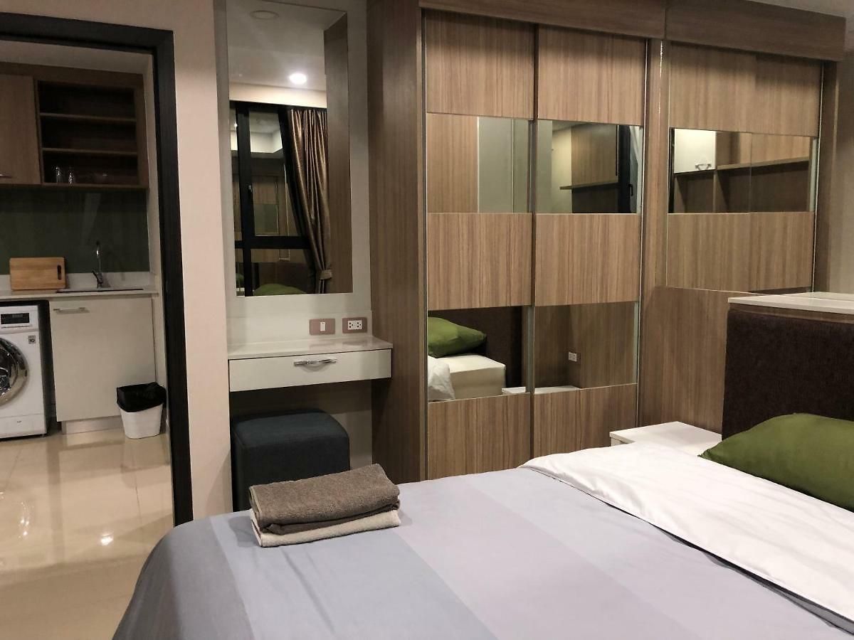 อพาร์ทเม้น Dusit Grand View *