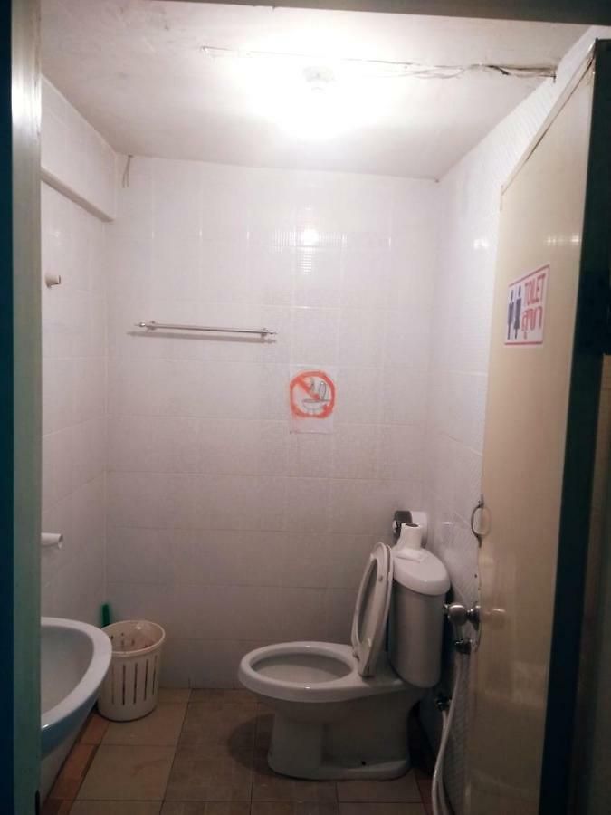 Hostel Backpackers (adults Only) *