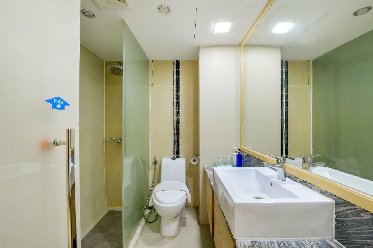 โรงแรม Oyo 143 Dday Resotel