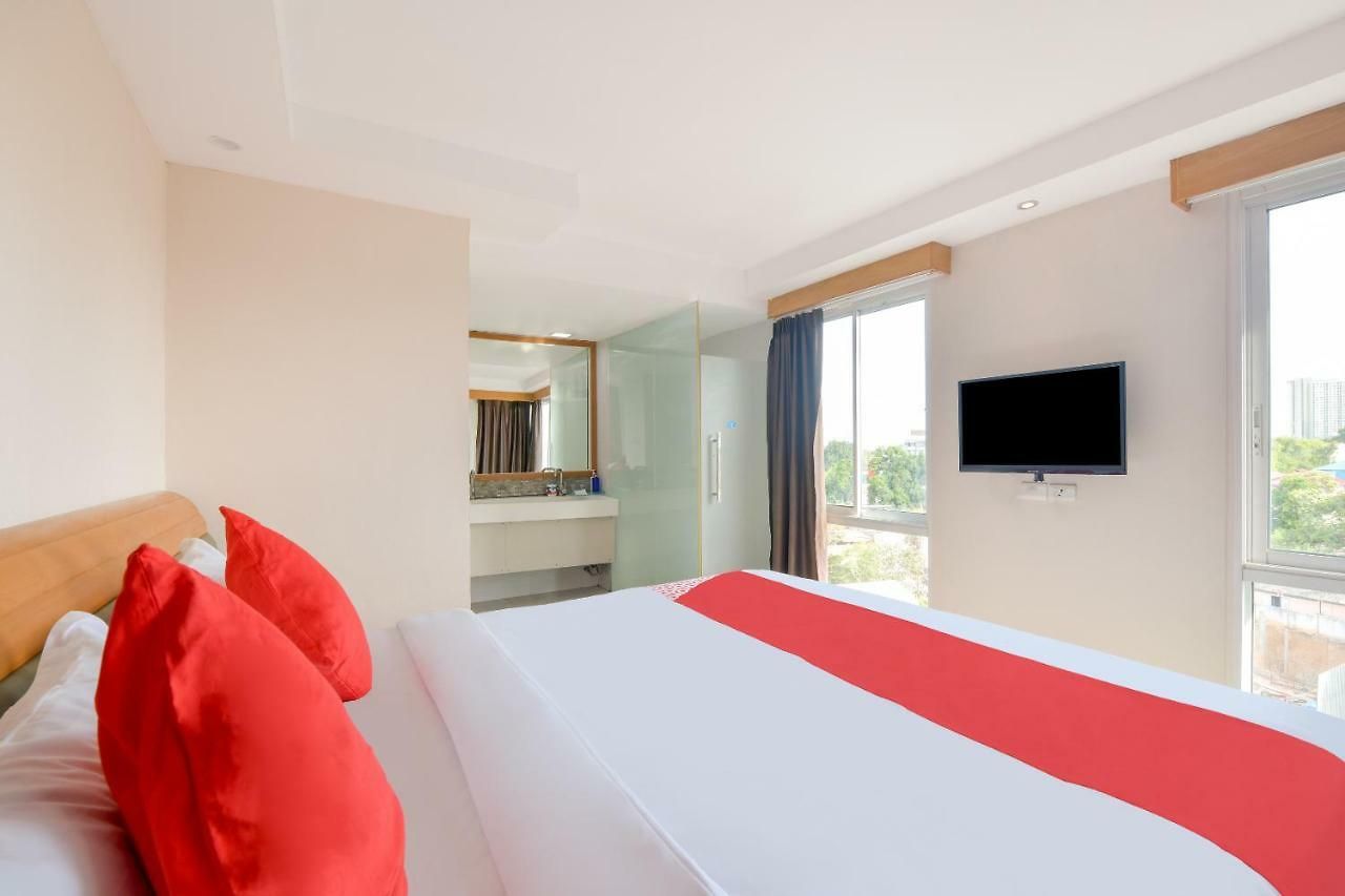 โรงแรม Oyo 143 Dday Resotel