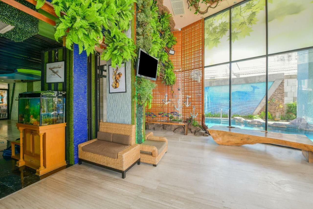 Oyo 143 Dday Resotel โรงแรม Pattaya