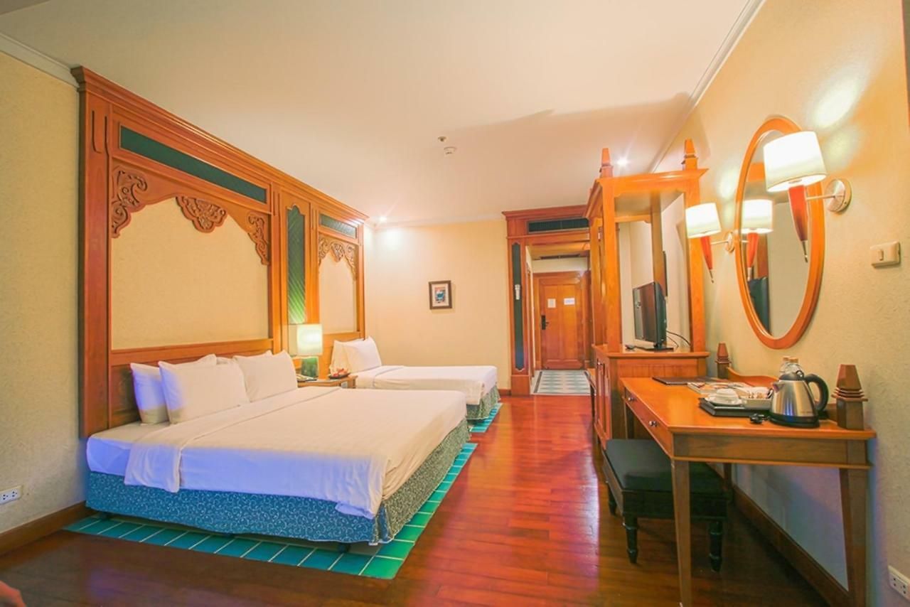 โรงแรม Long Garden & Pavilions