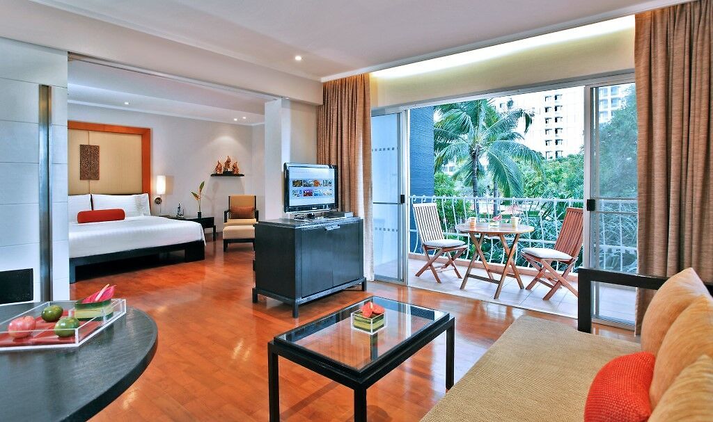 โรงแรม Amari 5*