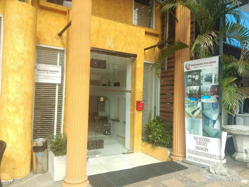 โรงแรม Dreamers Paradise & 3*
