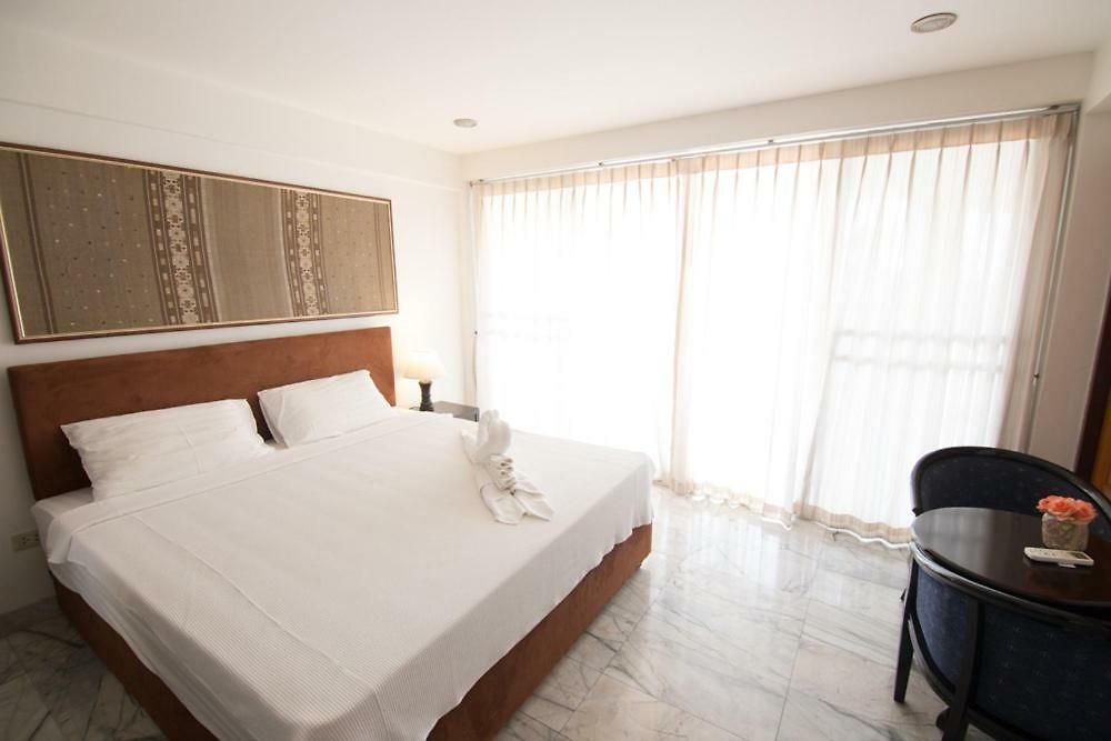 บ้านพัก Golden Lion 3*