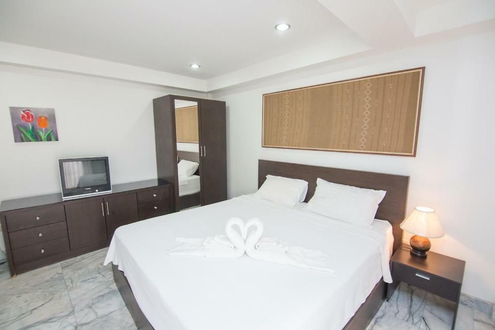 บ้านพัก Golden Lion Pattaya
